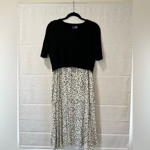 Maternity/nursing friendly two piece dress